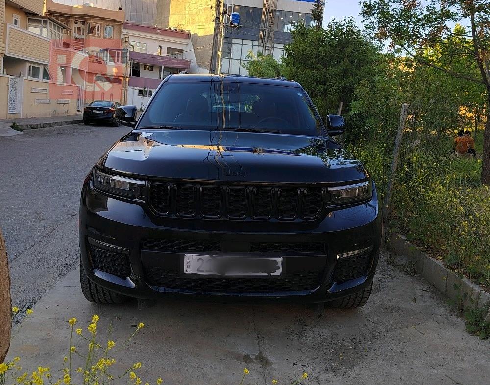 جیپ گراند شیرۆکی